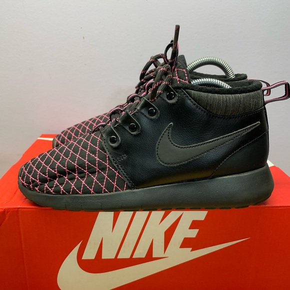 Nike Roshe One mid “Black Pink” - Picture 1 of 6